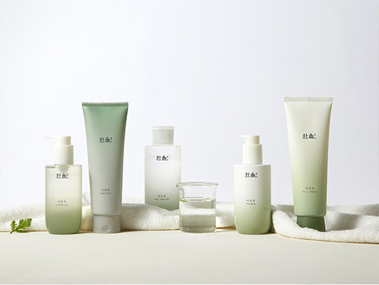 어린 쑥 라인. 어린쑥 딥 클렌징 오일, 어린쑥 클레이 투 폼, 어린쑥 마일드 클렌징 워터, 어린쑥 여성 청결제, 어린쑥 마일드 클렌징 폼